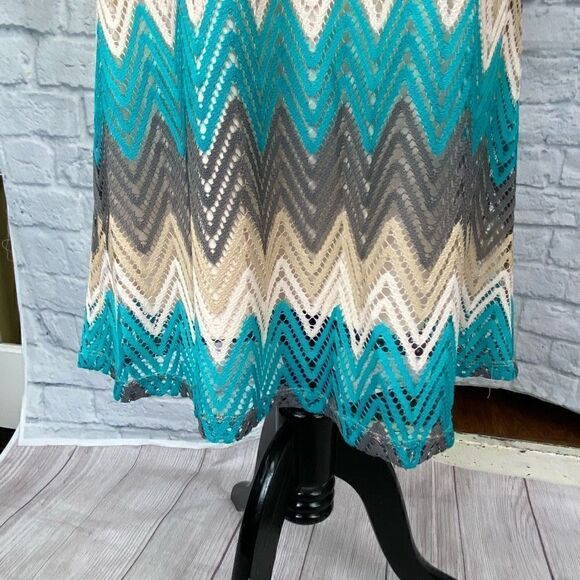 Tacera open knit fully lined 3/4 bell sleeve chevron print dress women sz Med - Picture 13 of 14